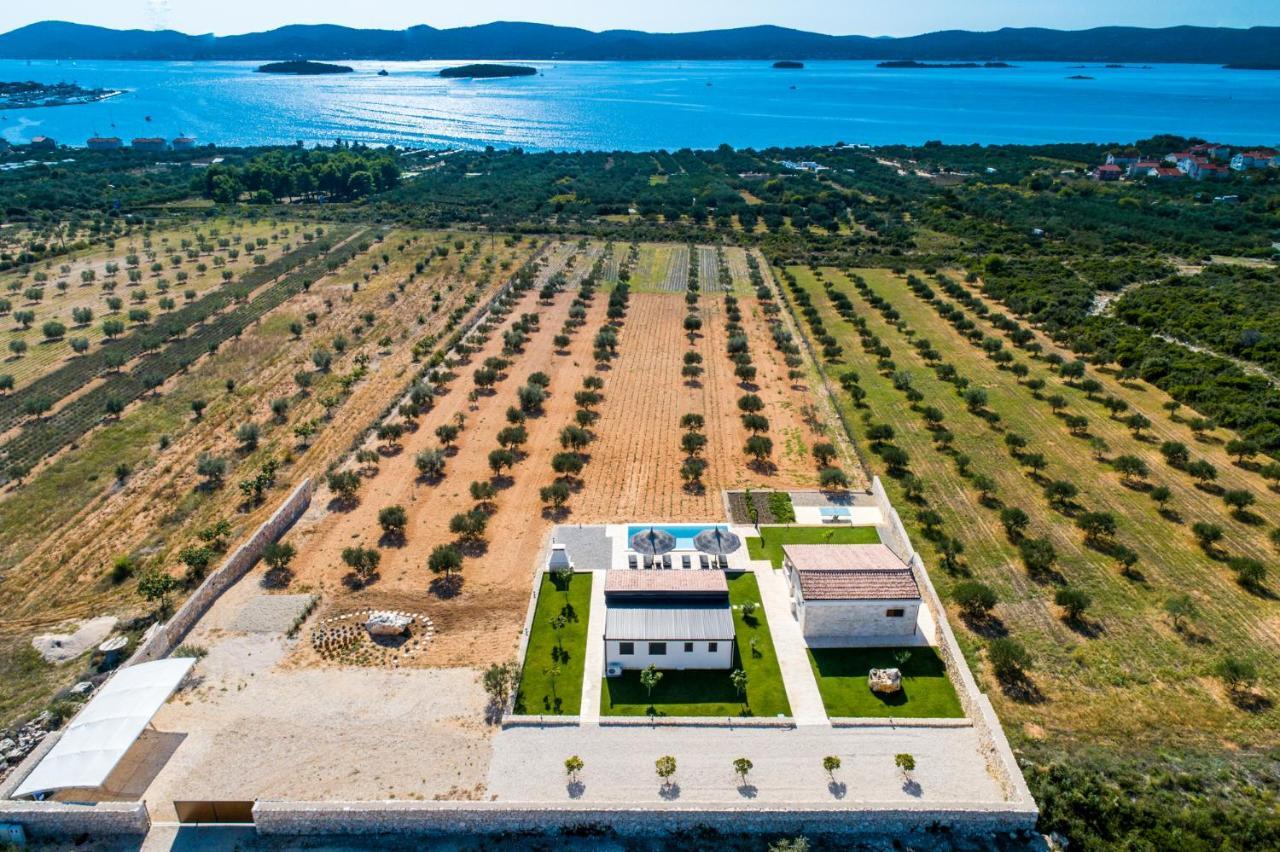 Estate Villa Duo Biograd Na Moru Bagian luar foto